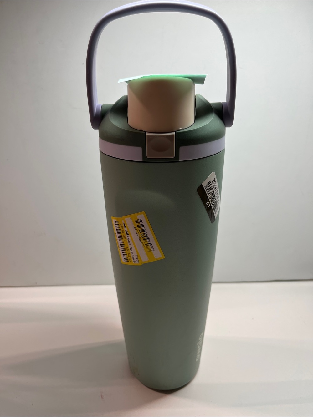 30 oz Owala FreeSip with STRAW